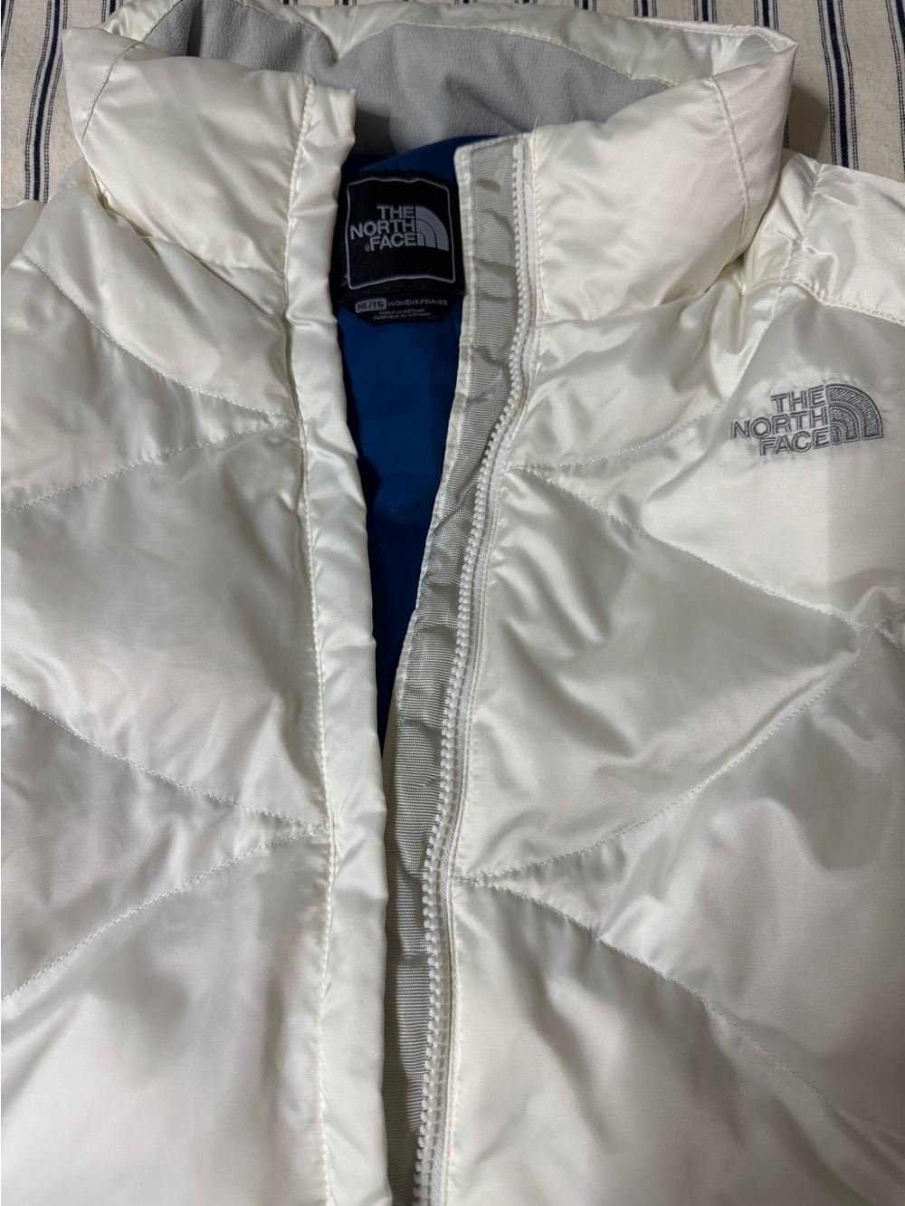 The North Face Women’s XL 550 Down Insulated Winter Jacket White/Teal
